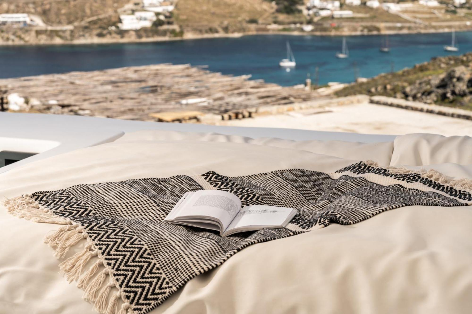 White Stone Mykonos Hotel Agios Ioannis Diakoftis Екстериор снимка